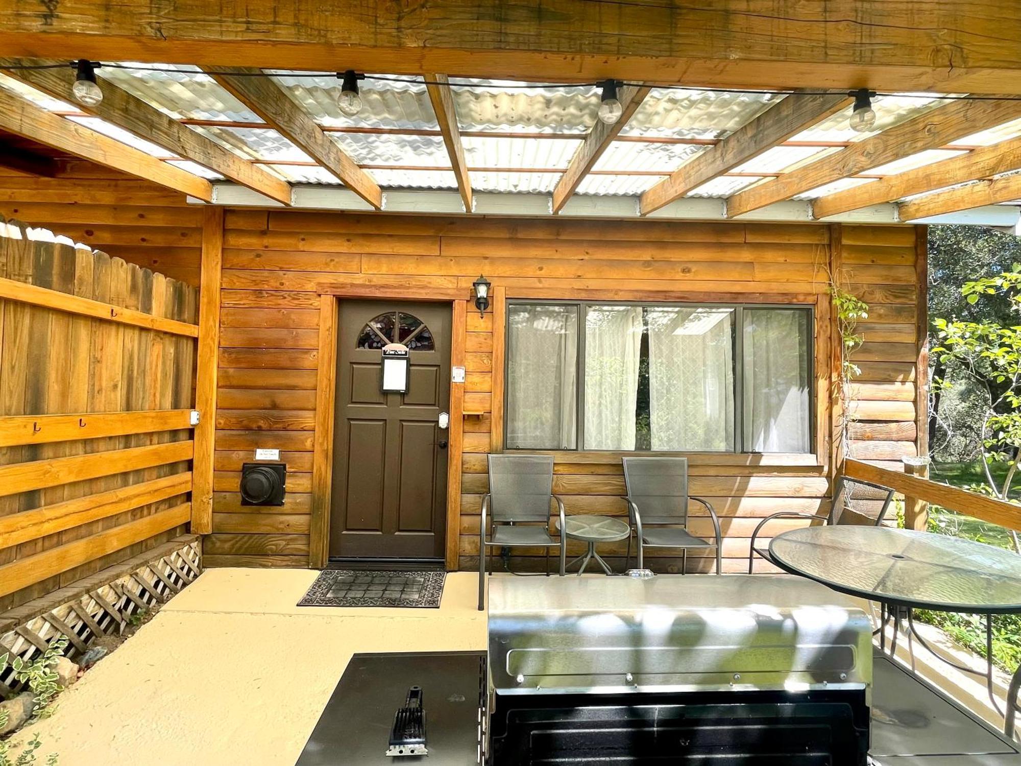 Sierra Mountain Lodge - Vacation Rentals - Yosemite Ahwahnee Exterior photo