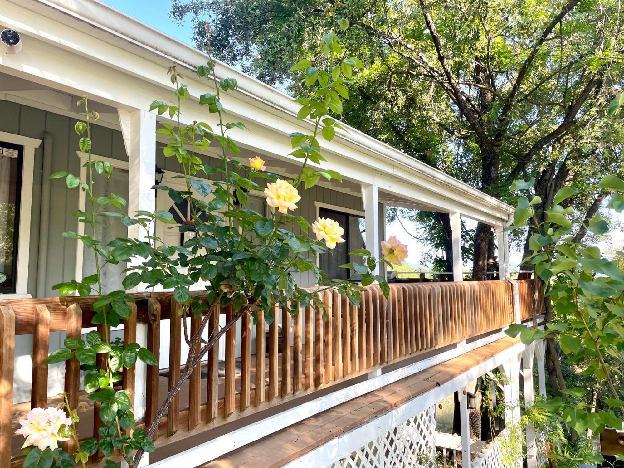 Sierra Mountain Lodge - Vacation Rentals - Yosemite Ahwahnee Exterior photo